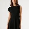 Asymmetrisches Minikleid Asymmetrisches Minikleid