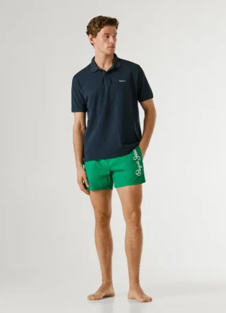 Badehose mit aufgedrucktem Logo