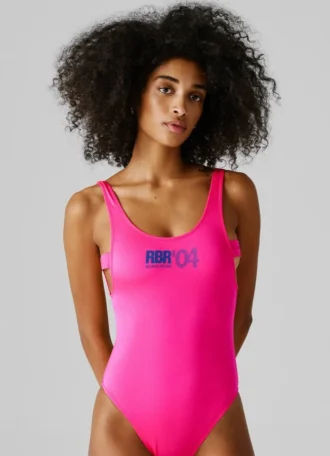 Badehose mit aufgedrucktem Logo