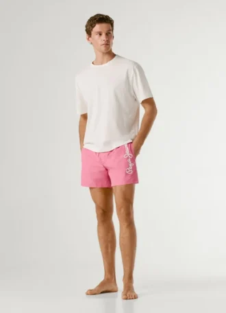 Badehose mit aufgedrucktem Logo