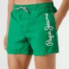 Badehose mit aufgedrucktem Logo