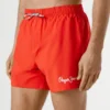Badehose mit aufgedrucktem Logo