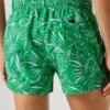 Badeshorts mit Blattmuster
