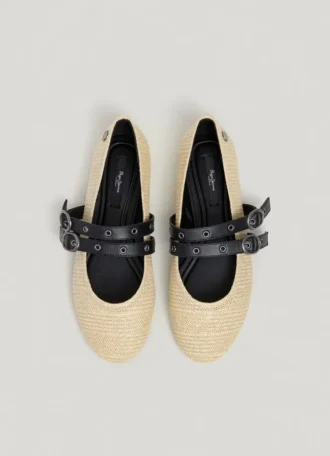 Ballerinas mit doppeltem Riemen