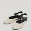 Ballerinas mit Schnallenverschluss