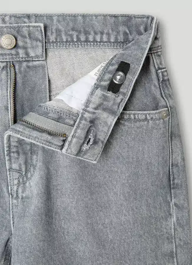 Bermudashorts aus Denim mit lockerer Passform Bermudashorts aus Denim mit lockerer Passform
