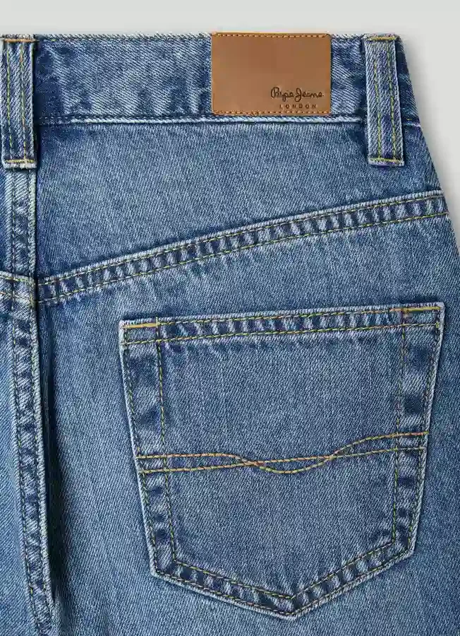 Bermudashorts aus Denim mit lockerer Passform Bermudashorts aus Denim mit lockerer Passform