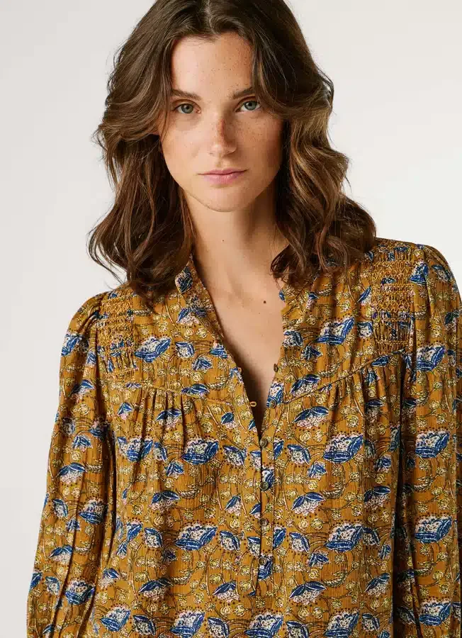 Bluse mit Blumenmuster Bluse mit Blumenmuster