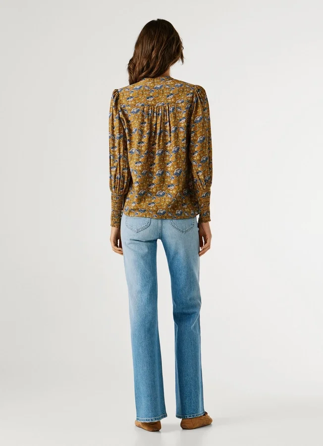 Bluse mit Blumenmuster Bluse mit Blumenmuster
