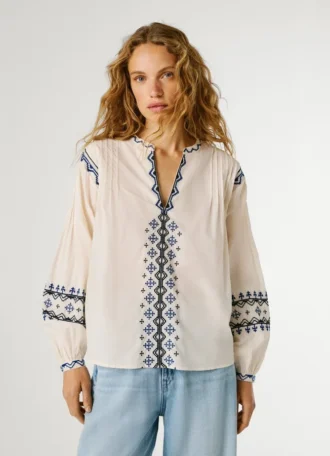 Bluse mit Stickdetails