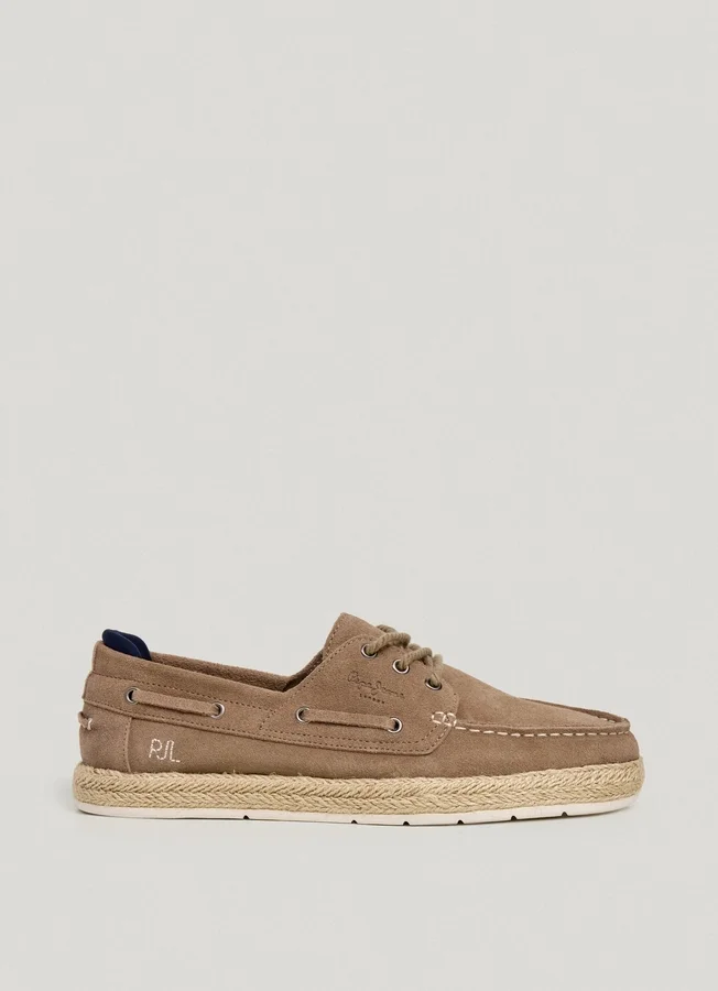 Bootsschuhe aus Wildleder Bootsschuhe aus Wildleder