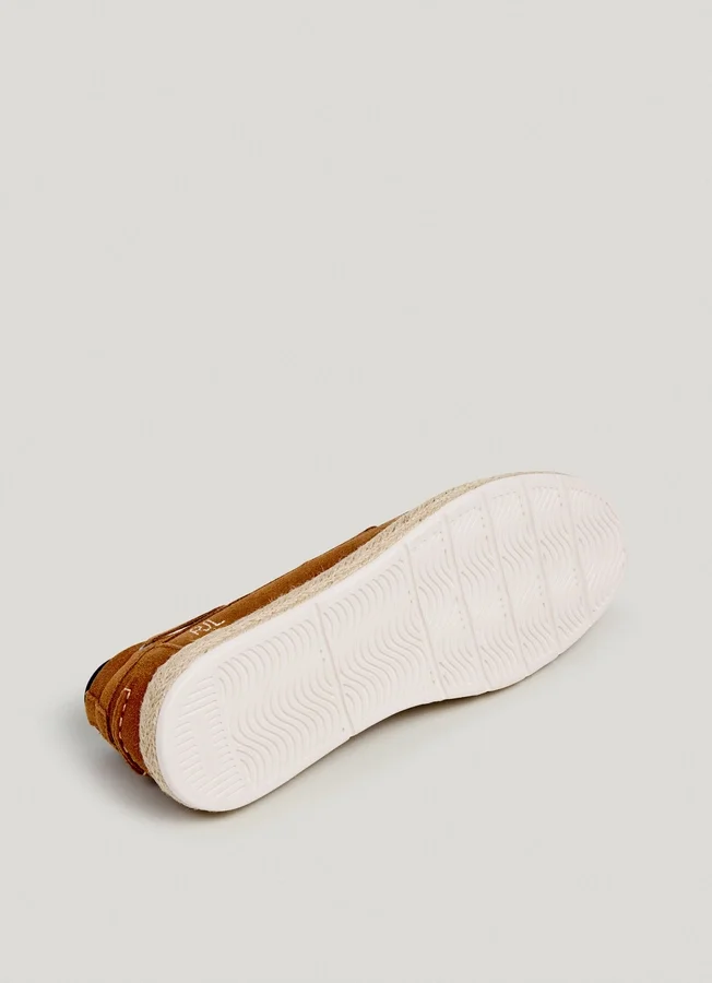 Bootsschuhe aus Wildleder Bootsschuhe aus Wildleder