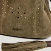 Bucket Bag aus Wildleder