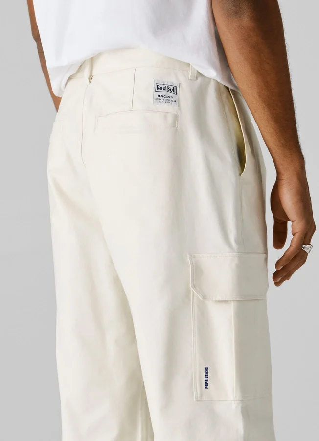 Cargohose mit gerader Passform Cargohose mit gerader Passform