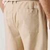 Chino aus Popeline in lockerer Passform Chino aus Popeline in lockerer Passform