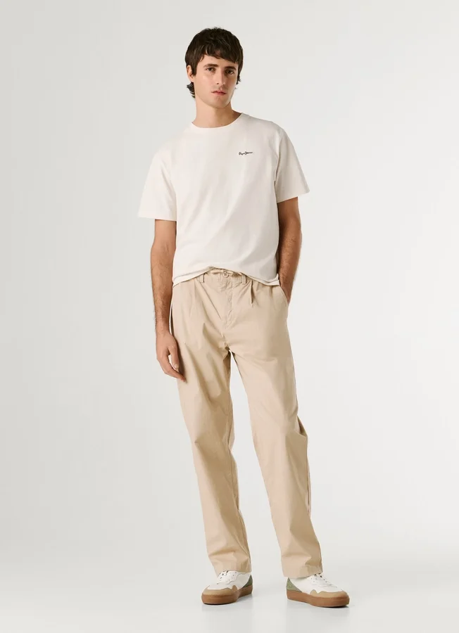 Chino aus Popeline in lockerer Passform Chino aus Popeline in lockerer Passform