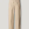 Chino aus Popeline in lockerer Passform Chino aus Popeline in lockerer Passform