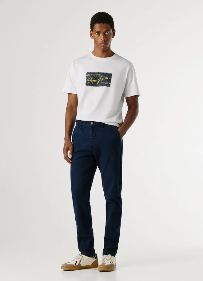 Chino-Hose mit konischer Passform Chino-Hose mit konischer Passform