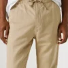 Chino-Hose mit verstellbarem Kordelzug Chino-Hose mit verstellbarem Kordelzug