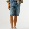 Denim-Shorts in gerader Passform Denim-Shorts in gerader Passform