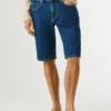 Denim-Shorts in gerader Passform