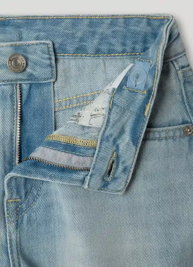 Denim-Shorts in lockerer Passform Denim-Shorts in lockerer Passform