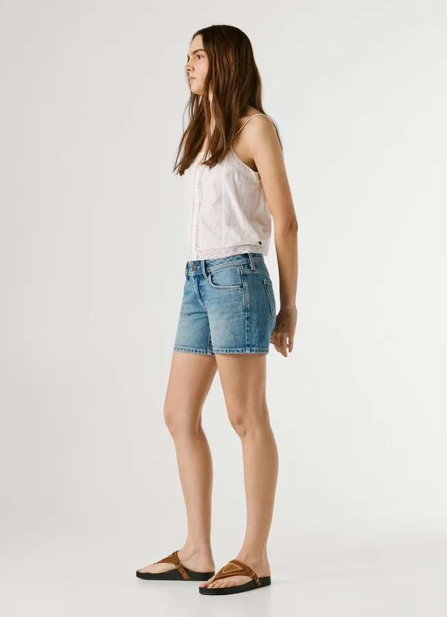 Denim-Shorts in Regular Fit Denim-Shorts in Regular Fit