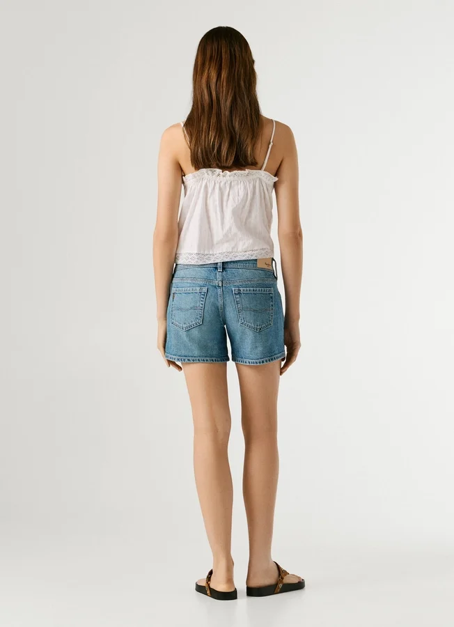 Denim-Shorts in Regular Fit Denim-Shorts in Regular Fit