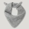Dreieckiger Strickschal Dreieckiger Strickschal