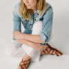 Flache Sandalen mit Animal-Print-Details