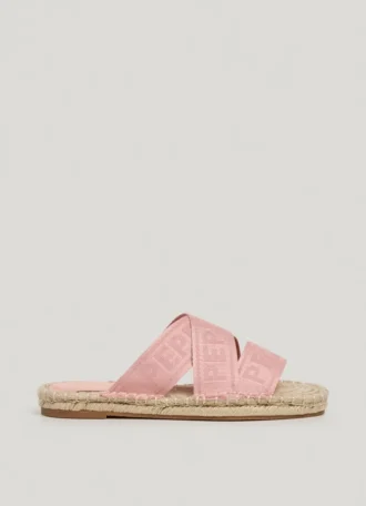 Flache Sandalen mit gekreuzten Riemen