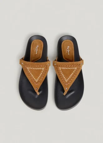 Flache Wildledersandalen