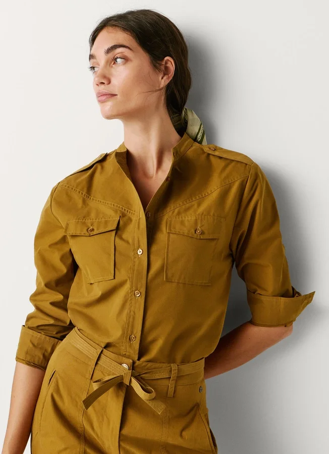 Fließende Bluse mit Taschen Fließende Bluse mit Taschen
