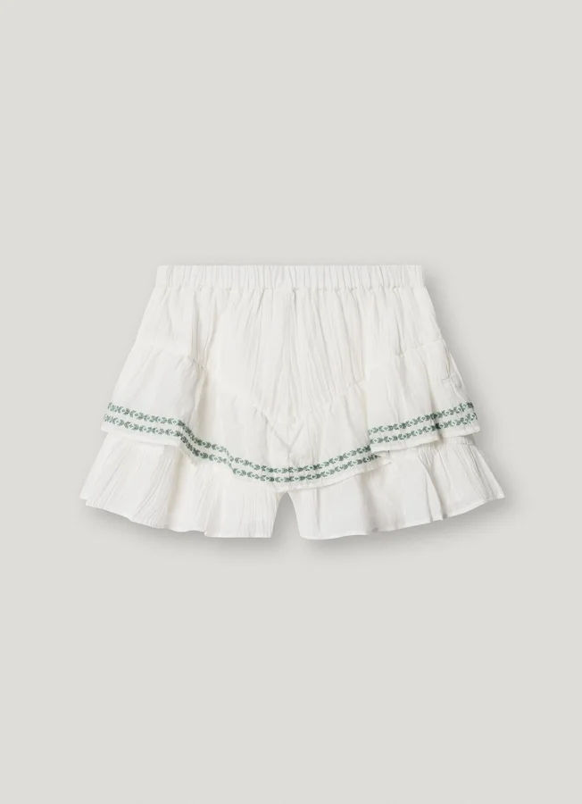 Fließende Shorts mit Stickdetails Fließende Shorts mit Stickdetails