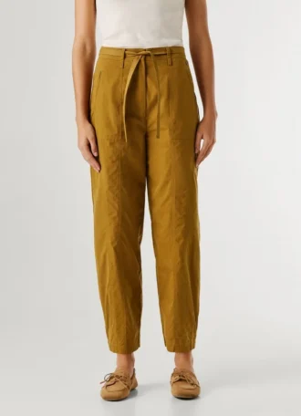 Gerade Hose mit Gürtel