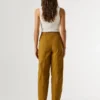 Gerade Hose mit Gürtel Gerade Hose mit Gürtel