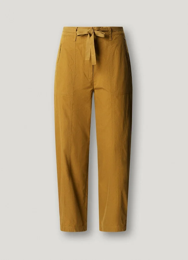 Gerade Hose mit Gürtel Gerade Hose mit Gürtel
