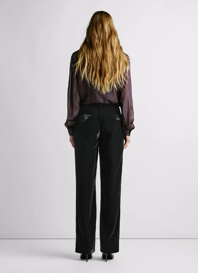Gerade Samthose Gerade Samthose