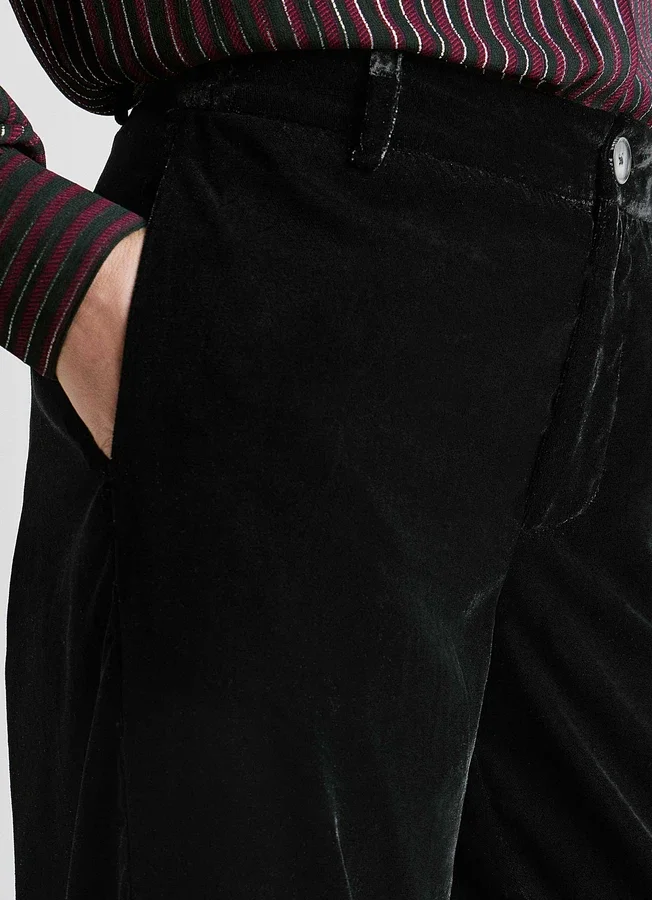 Gerade Samthose Gerade Samthose