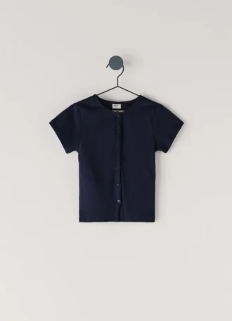 Geripptes T-Shirt mit Knopfleiste