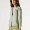 Gestreifte Bluse mit Stehkragen Gestreifte Bluse mit Stehkragen