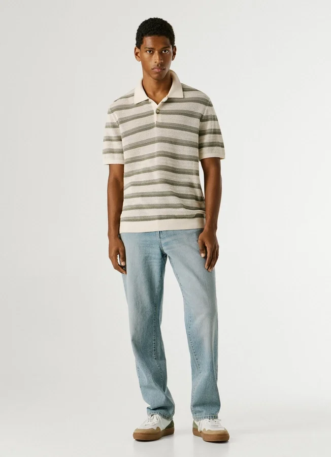Gestreiftes Strick-Polo Gestreiftes Strick-Polo