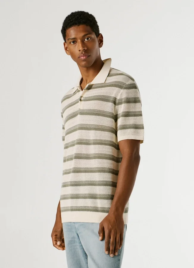 Gestreiftes Strick-Polo Gestreiftes Strick-Polo