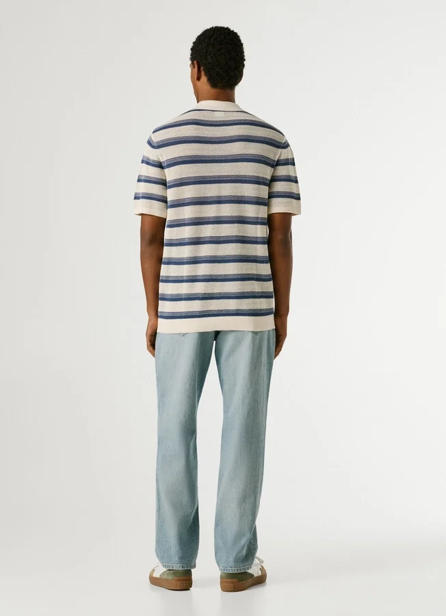 Gestreiftes Strick-Polo Gestreiftes Strick-Polo