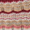 Gestricktes Oberteil mit Streifen Gestricktes Oberteil mit Streifen