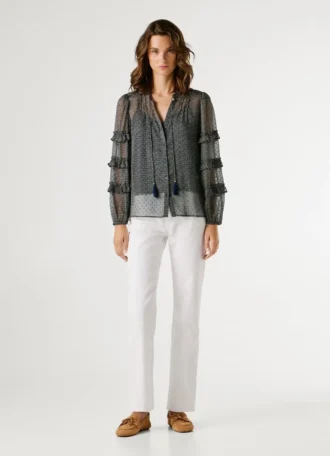 Halbtransparente Bluse mit Rüschen