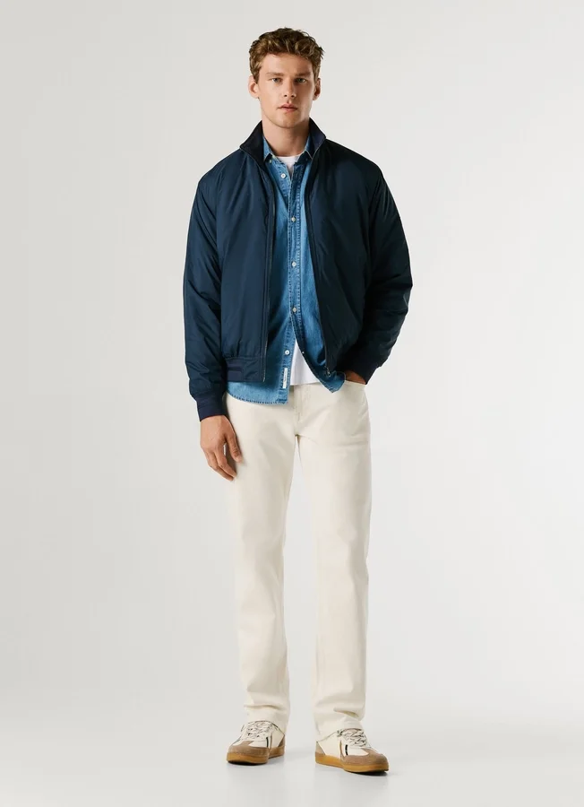 Harrington-Jacke mit hohem Kragen Harrington-Jacke mit hohem Kragen