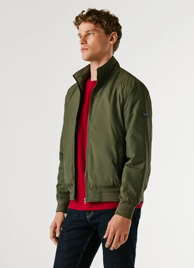 Harrington-Jacke mit hohem Kragen Harrington-Jacke mit hohem Kragen