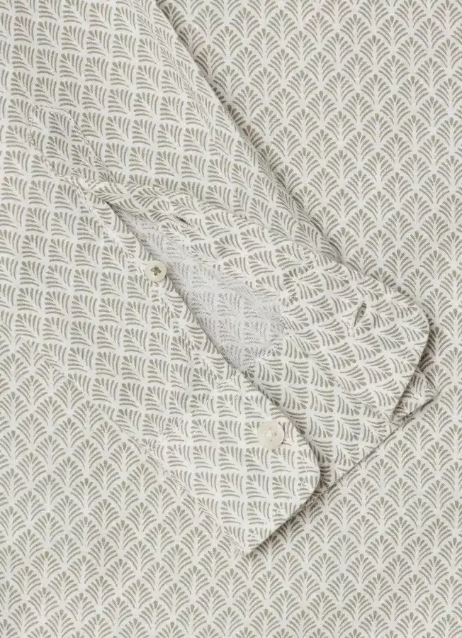 Hemd mit geometrischem Print in Regular Fit Hemd mit geometrischem Print in Regular Fit