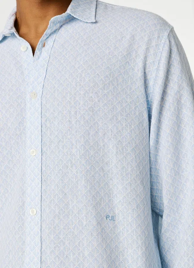 Hemd mit geometrischem Print in Regular Fit Hemd mit geometrischem Print in Regular Fit